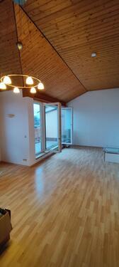 Foto - Helle großzügige Dachgeschosswohnung