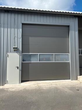 Foto - Halle Lager Garage zu Vermieten