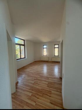 Foto - 2-ZIMMER WOHNUNG REICHENBACH - 450,00&nbsp;EUR Kaltmiete, ca.&nbsp; 51,00&nbsp;m&sup2;