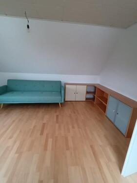 Foto - 2,5 Zimmer Wohnung, teilmöbliert zum 1.März 2026 zu vermieten