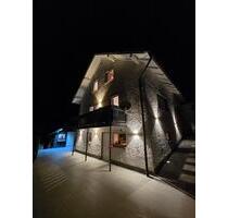 Renoviertes Einfamilienhaus mit großem Garten in 94513 Schönberg