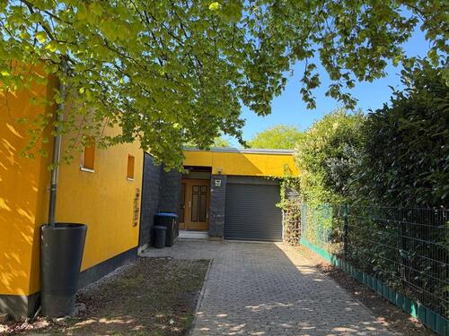 Foto - Einfamilienhaus mit ELW - 495.000,00&nbsp;EUR Kaufpreis, ca.&nbsp; 198,00&nbsp;m&sup2;