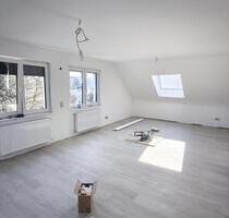 Bequeme DG Wohnung in Altrip - 950,00&nbsp;EUR Kaltmiete, ca.&nbsp; 79,00&nbsp;m&sup2; in Altrip (PLZ: 67122)
