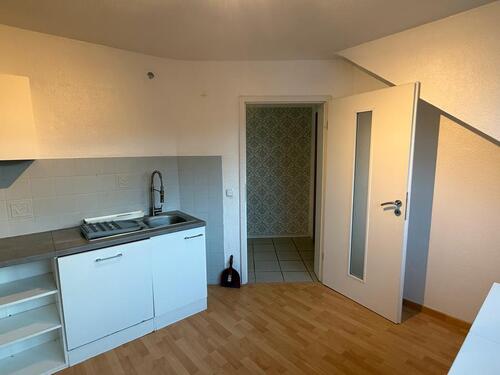 Foto - Helle 2-Zimmer DG-Wohnung in Eschweiler-Bergrath – teilmöbliert!!