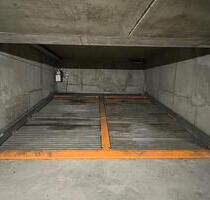 Tiefgaragenstellplatz mit Doppelparker (oben)FellbachSchmide