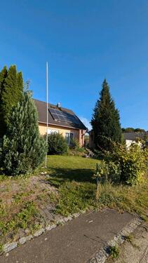 Foto - Helle 2-Zimmer-Wohnung mit riesigem Garten & Küche. Garage inkl.