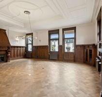 Repräsentative, teilbare Bürofläche in denkmalgeschützter Villa nahe dem Bad Nauheimer Kurpark