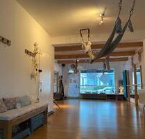 Studio Yoga Fitness für kleine Gruppen 50999 Köln