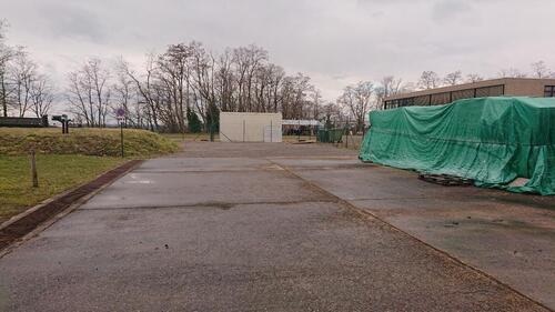 Foto - Stellplätze in Wiesloch für Wohnwagen, Wohnmobile, Boote usw