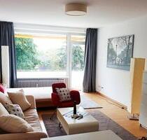 Helle, zentr. 1-Zi. Whg. möbliert, Erstbezug nach Modernisierung - Hamburg Wandsbek