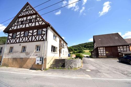 Foto - Haus, Garten, Doppelgarage & Scheune auf 1680 qm 96110 Schesslitz