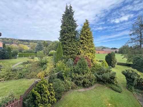 Foto - Wunderschön gelegenes Einfamilienhaus, 1500 m2 Garten in Lobach