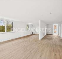 Loft Charakter: 120 m² Wohnung mit Balkon, PV-Anlage & Wallbox - Ahrensburg