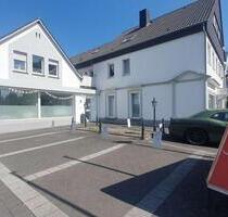 Geschäftslokal mit exzellenter Lage an Hauptverkehrspunkt - Herzebrock-Clarholz