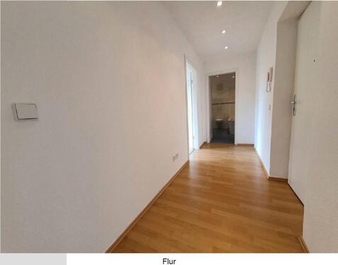 Foto - Hello 2 Zimmer Whg. im 2.OG mit Balkon und Stellplatz im Zentrum