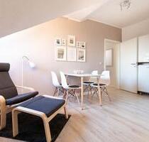 Möblierte 1-Zimmer-Wohnung mit moderner Küche und elegantem Bad - Meine