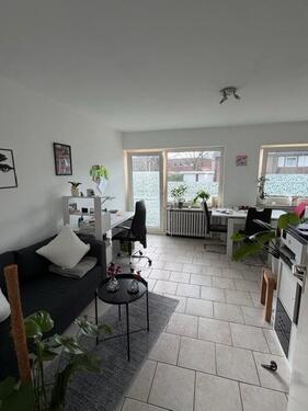 Foto - 2 Zimmer Wohnung mit Balkon für Studentin in Aaseestadt