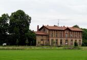 Foto - MFH Sandersleben, schüne Lage, mit Schutzräumen