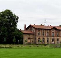MFH Sandersleben, schüne Lage, mit Schutzräumen - Arnstein