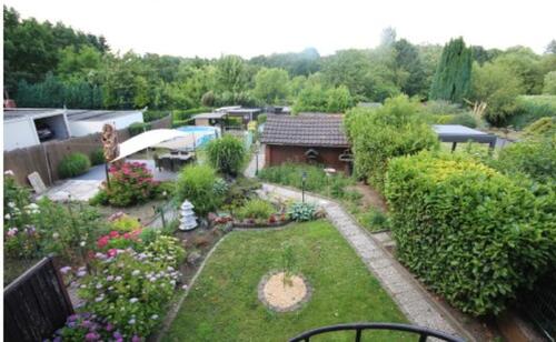 Foto - Mehrfamilienhaus, Wohnhaus in Mönchengladbach zum Kaufen