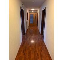 Braunfels 4 Zimmer, Küche, Bad, Abstellraum, Keller