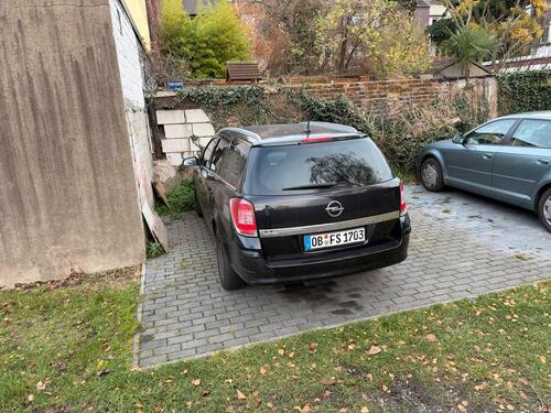 Foto - Vermiete Stellplätze im Innenhof Grenzstraße 175