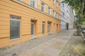 Foto - Ladengeschäft mit bodentiefen Fenster in der Swinemünder Strasse