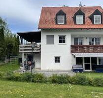 Großzügige Doppelhaushälfte in idyllischer Lage von Erding!