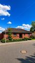 Foto - OHNE Makler-Provision: 6 Zimmer Winkel-Bungalow mit Garten & Pool