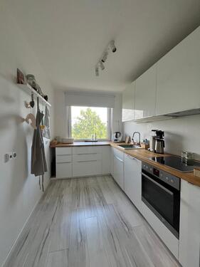 Foto - Schöne und modernisierte 4-Zimmer-Wohnung mit EBK in SZ-Thiede