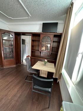 Foto - Mehrfamilienhaus -Drei wohnungen und drei Einzelzimmer