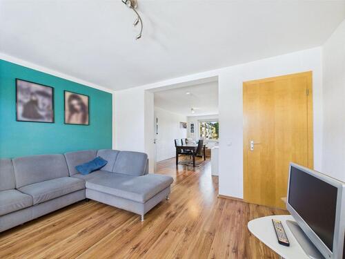 Foto - Helle 3-Zimmer-Wohnung mit Balkon + Einbauküche, Zentral in Düren