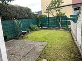 Foto - Helle Souterrain-Wohnung mit eigenem Garten in ruhiger Lage