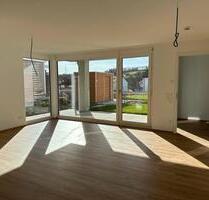 Helle 2,5-Zimmer-Wohnung mit Garten, Einbauküche und Tiefgarage - Hochdorf