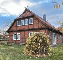 Wunderschönes Fachwerkhaus, ca. 200 m2 Wohnfläche in Stöcken - Rethem (Aller)