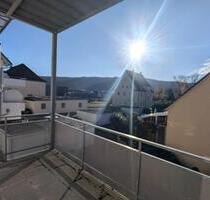 Frisch renovierte 3,5-Zimmer EG-Wohnung | Balkon | Garage 2 Stl - Plüderhausen