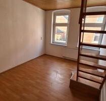 2 Raum Wohnung im Dachgeschoss, Hinterhaus in Zimmerstr. 13 - Weißenfels