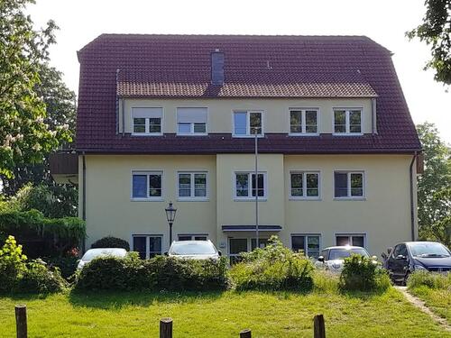 Foto - Wohnung im Grünen: gut geschnittene 3,5 Zimmerwohnung mit Balkon