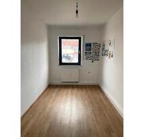 WG Zimmer 12qm in der Innenstadt - Nürnberg Altstadt, St. Lorenz WG Zimmer 12qm in der Innenstadt - Nürnberg Altstadt, St. Lorenz