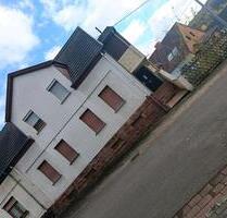 Ein bzw Mehrfamilienhaus zu verkaufen - Schiffweiler