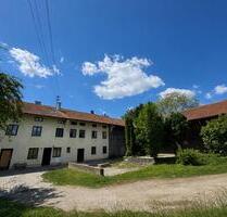 Privatverkauf - Bauernhaus mit Stall und Tenne - Großkarolinenfeld