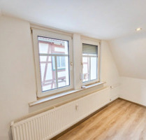 Frisch renovierte DG-Wohnung in Friedberg - Friedberg (Hessen)