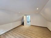Foto - 1.5 Zimmer Dachgeschoßwohnung zur Miete in Friedberg (Hessen)