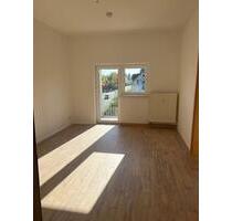 Tolle 2 Raum Wohnung mit Balkon - Oelsnitz (Erzgebirge)