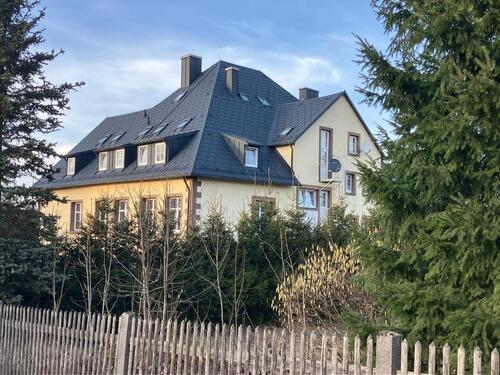 Foto - WOHNEN IM ALTEN SCHULHAUS - 300,00 EUR Kaltmiete,