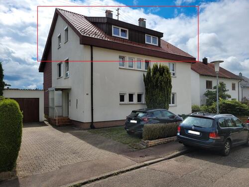 Foto - Helle 3 Zi-DG-Wohnung ab sofort zu vermieten