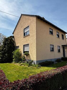 Foto - 7 Zimmer Mehrfamilienhaus, Wohnhaus in Hargesheim