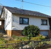 Wohnhaus in Kircheib, ein Zuhause mit unverbaubarem Weitblick - Weyerbusch