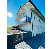 Gemütliche 2-Zimmer-Wohnung mit großem Sonnenbalkon in Obererbach - Helmenzen