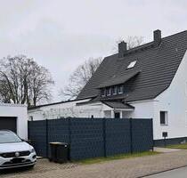 Kernsanierte Doppelhaushälfte inkl. Mobiliar im Herzen von Hassel - Gelsenkirchen Gelsenkirchen-Nord